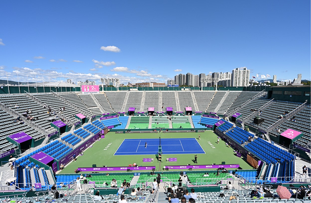 테니스 경기장 전경